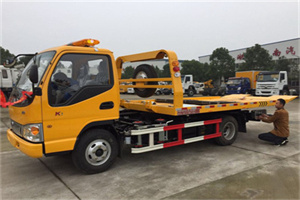 西充哪里有拖车服务