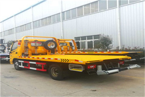 西充附近拖车救援搭电